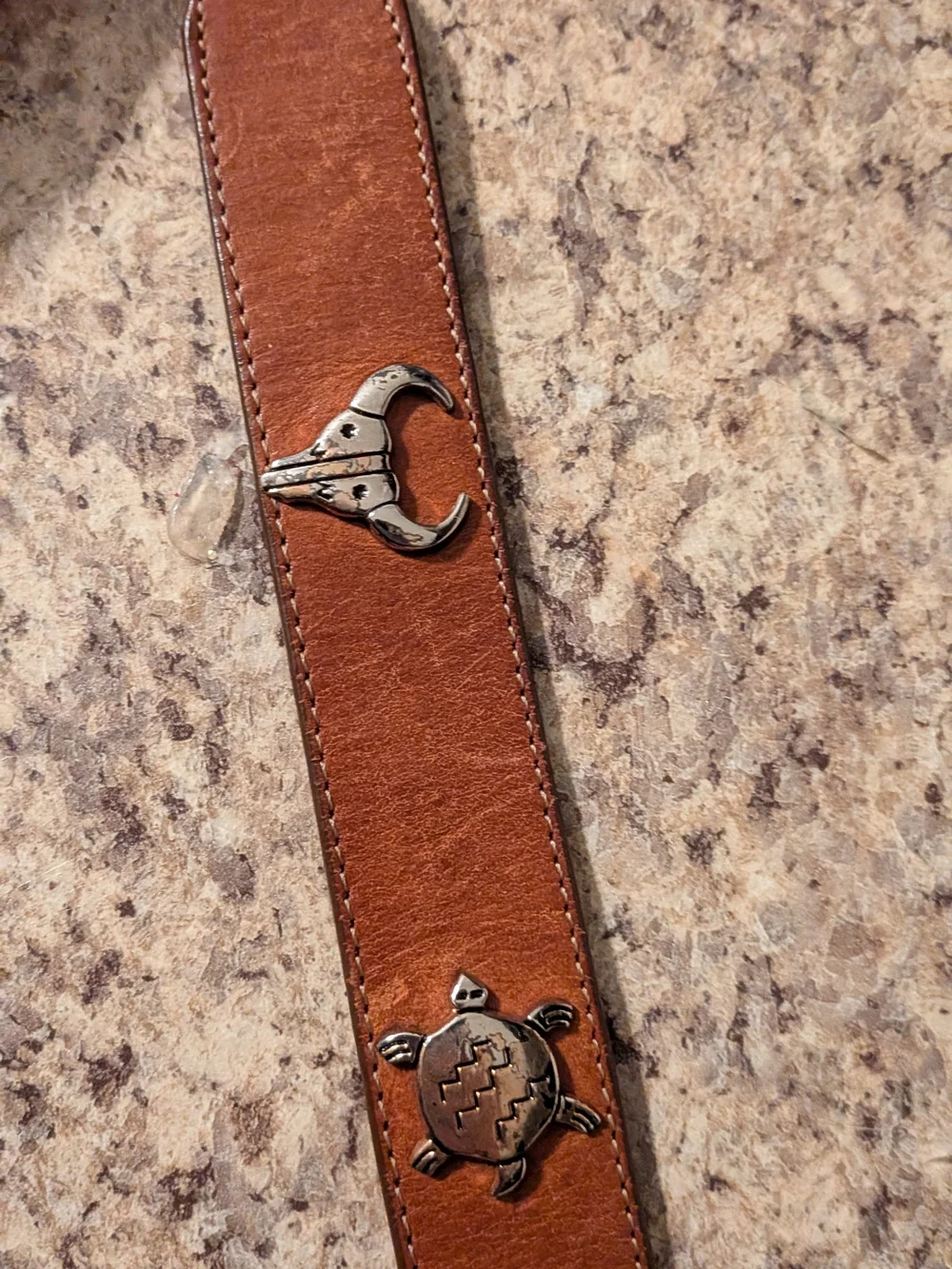 '90s Vintage Silver Creek Brown Leather Western Belt with Silver Concho Buckle